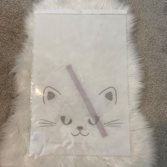 Okini Non Woven Gift Bag. Large. White/Gold with Pink Ribbon. Cat Print. 1 Piece - Picture 5 of 7